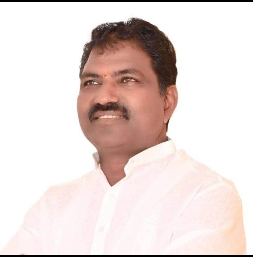 ಬಿಡಿಸಿಸಿ ಬ್ಯಾಂಕ ಚುನಾವಣೆ ಗೆಲುವಿನ ನಗೆ ಬೀರಿದ ಮಲ್ಲಣ್ಣ ಯಾದವಾಡ.