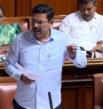 ನಕಲಿ ಕಾಂಗ್ರೆಸ್ ಪಕ್ಷದಿಂದ ಮಹಾತ್ಮ ಗಾಂಧಿಗೂ ಟೋಪಿ ಹಾಕುವ ಕೆಲಸ ಬಿ.ವೈ.ವಿಜಯೇಂದ್ರ