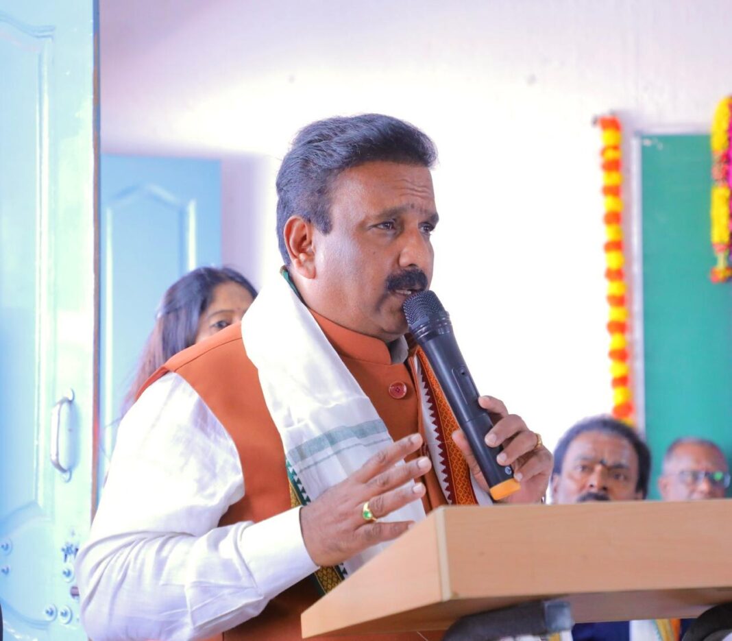 ಓದಿದ ಶಾಲೆಯಲ್ಲೇ ಸನ್ಮಾನಿತನಾಗಿದ್ದು ಧನ್ಯತೆಯ ಕ್ಷಣ: ಕೆ.ವಿ.ಪ್ರಭಾಕರ್