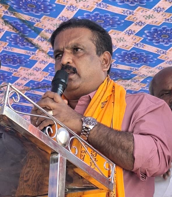 ಇವತ್ತಿನ ಸಮಾಜಕ್ಕೆ ಕತ್ತರಿಗಳಲ್ಲ: ಸೂಜಿಗಳ ಅಗತ್ಯವಿದೆ: ಕೆ.ವಿ.ಪ್ರಭಾಕರ್ ಅಭಿಮತ