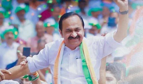 ಕೇರಳಂ ರಾಜ್ಯದ ನೂತನ ಮುಖ್ಯಮಂತ್ರಿಯಾಗಿ ಆಯ್ಕೆಯಾಗಿರುವ ಶ್ರೀ ವಿ.ಡಿ. ಸತೀಶನ್ ಅವರಿಗೆ ಹೃತ್ಪೂರ್ವಕ ಅಭಿನಂದನೆಗಳು.